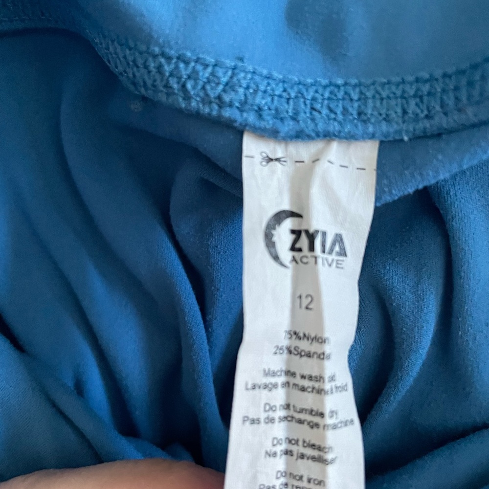 Zyia cropped leggings